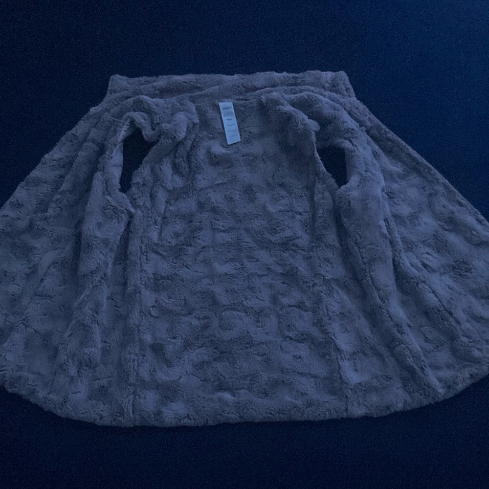 Cozy Faux Fur Jacket - Light Gray